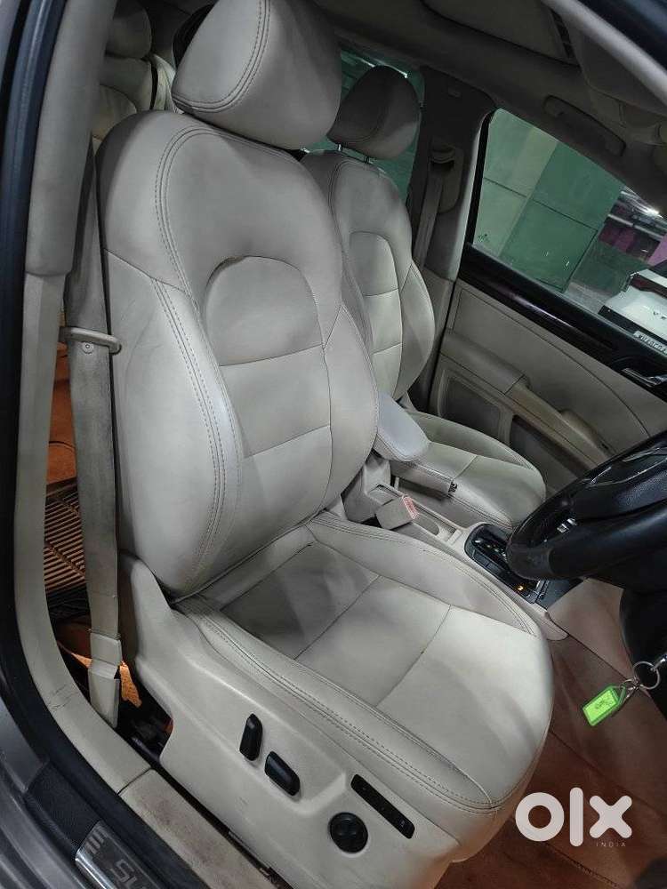 Skoda Superb 1.8 Elegance Tsi At, 2011, Petrol