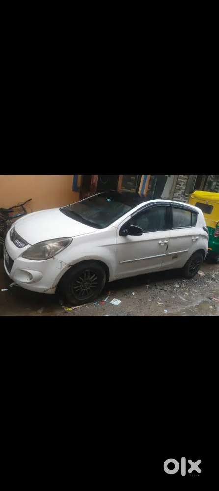 Hyundai I20 Sportz 2011