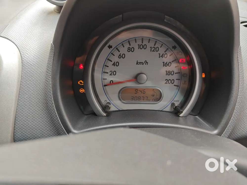 Selling Maruti Ritz Vxi