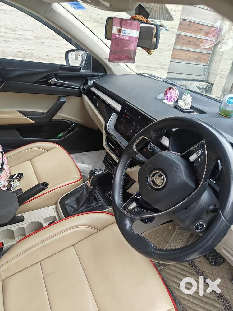 Skoda Slavia 2022 Petrol