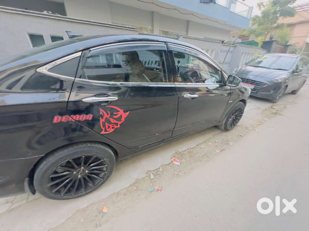 Hyundai Fluidic Verna 2016