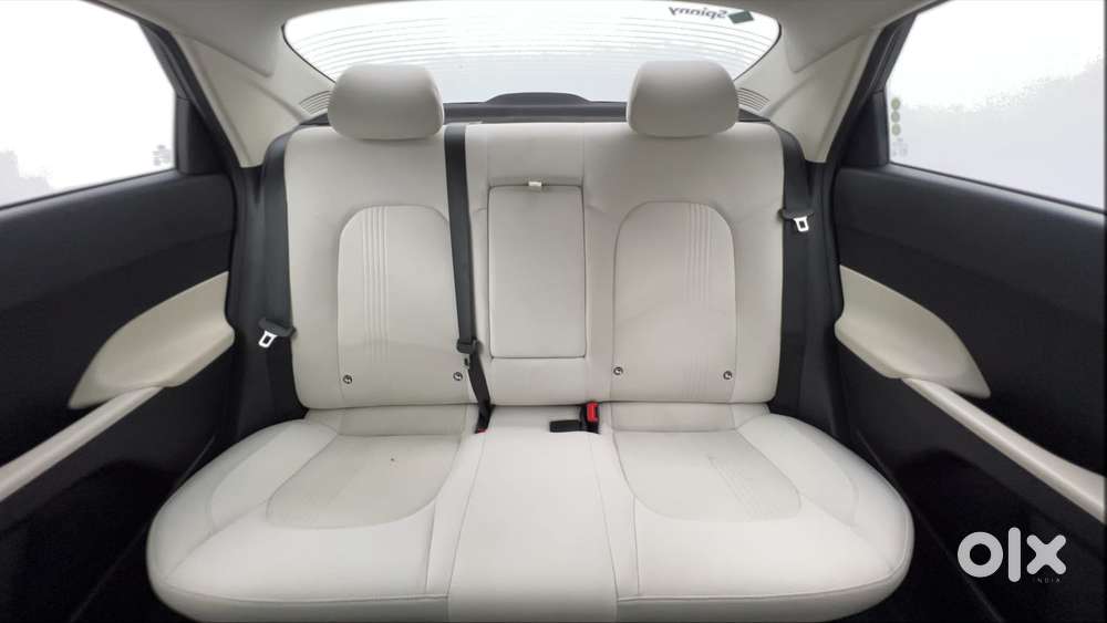 Hyundai Verna 1.5 Sx Petrol Mt, 2023, Petrol