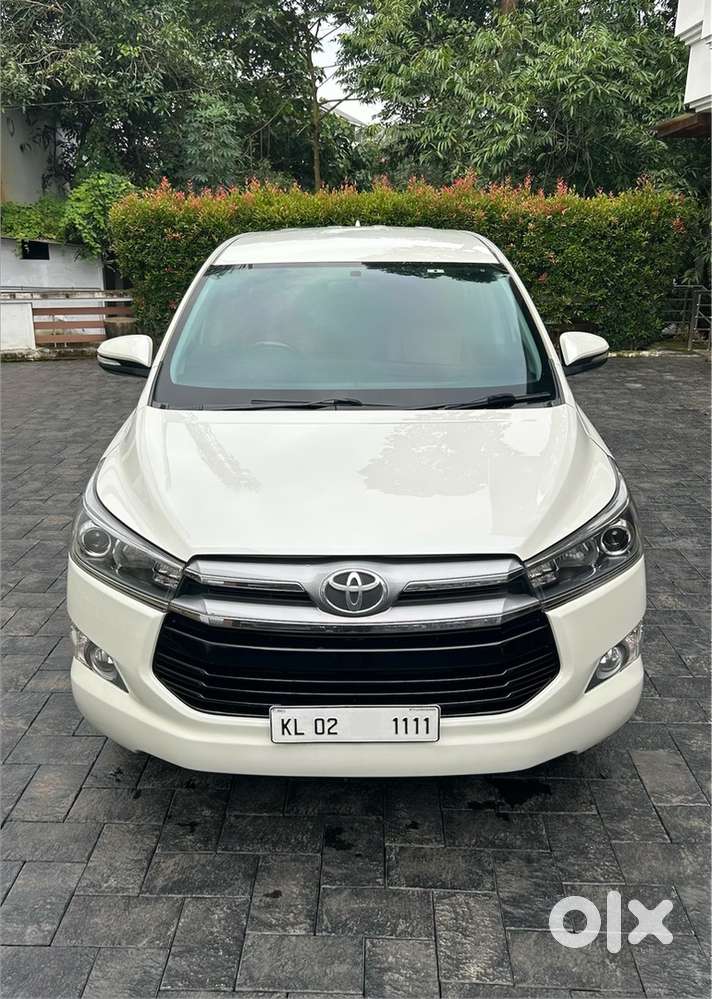 Toyota Innova Crysta 2017
