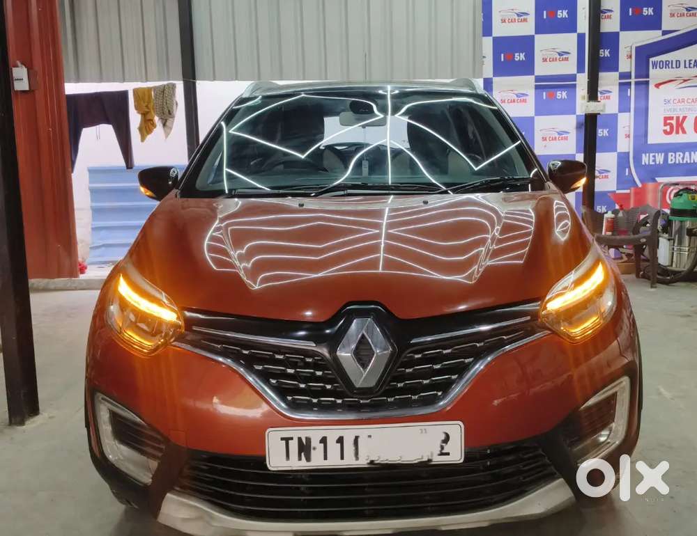 Renault Capture Platine, Dual Tone, Single Owner