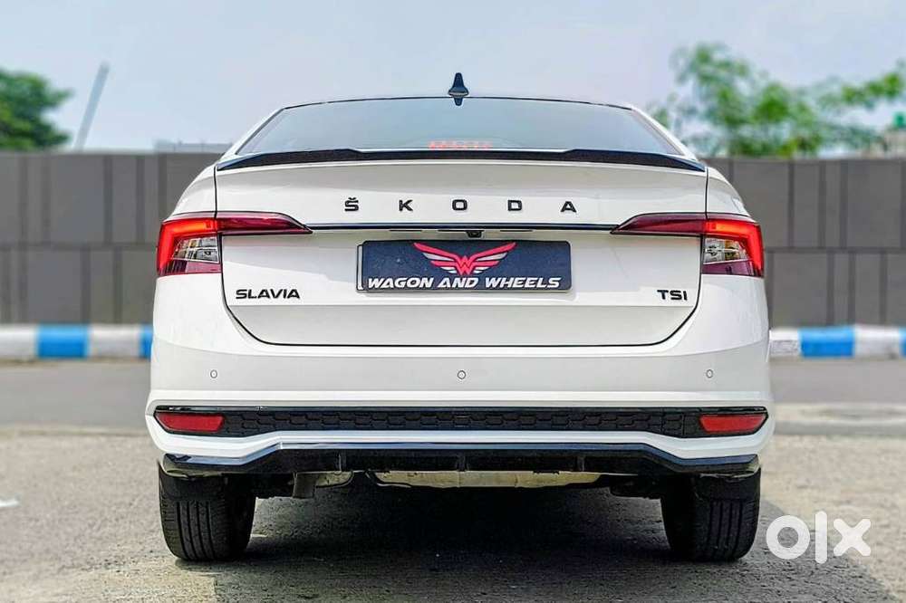 Skoda Slavia 1.0 Ambition Tsi, 2025, Petrol