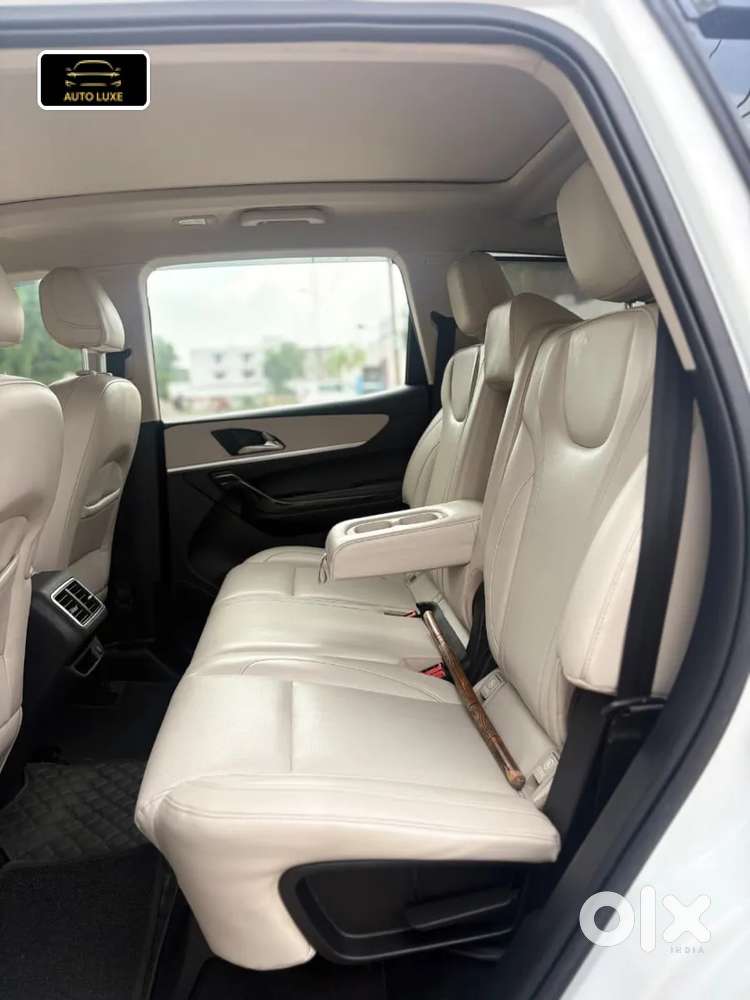Mahindra Xuv700 2.2 Ax 7 Diesel Mt Luxury Pack Str, 2022, Diesel