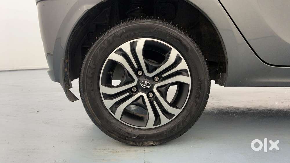 Tata Tiago 1.2 Revotron Xta, 2023, Petrol