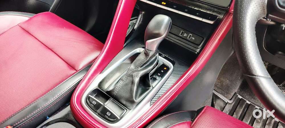 Mg Astor 1.3 Savvy Turbo At S Red, 2023, Petrol