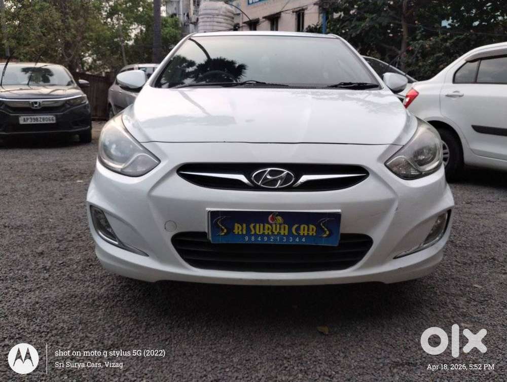 Hyundai Fluidic Verna 1.6 Vtvt S, 2011, Petrol