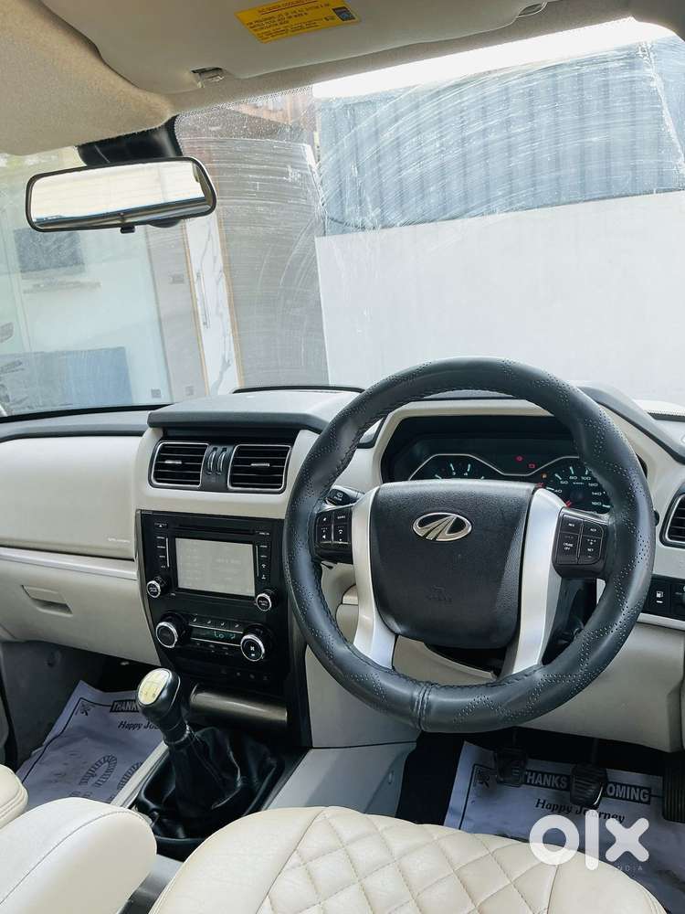 Mahindra Scorpio S10, 2015, Diesel