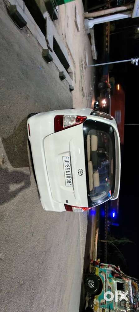 Toyota Innova 2015 Year 1st Owner