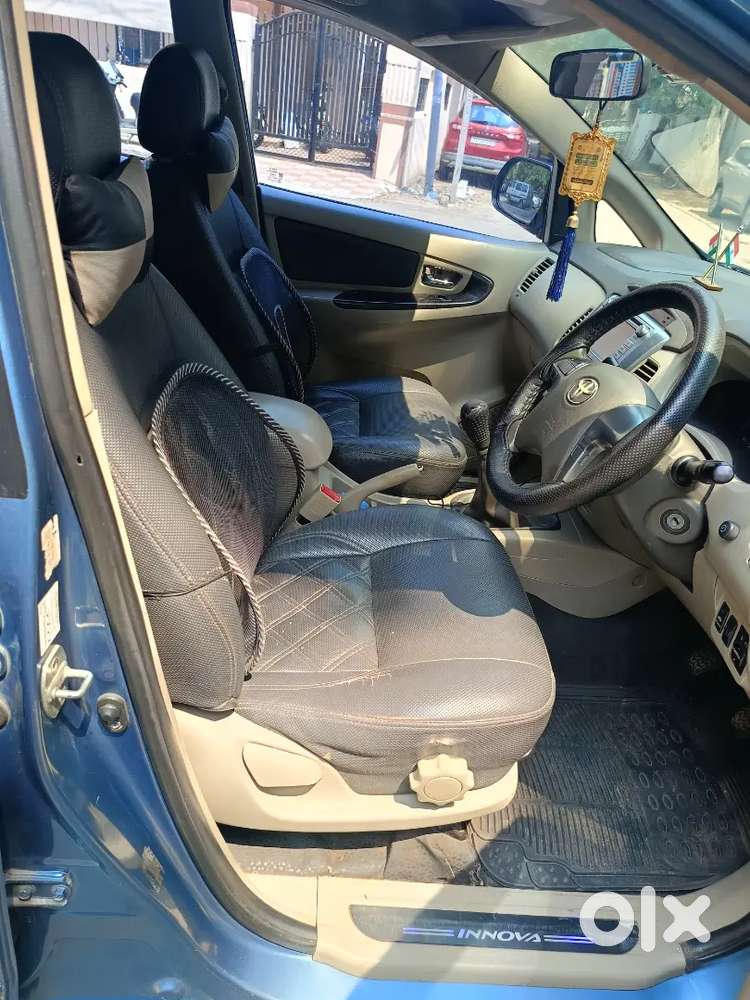 Innova 2.5 Z Top Model 2014 Showroom Condition 2 Key's Fully Loaded