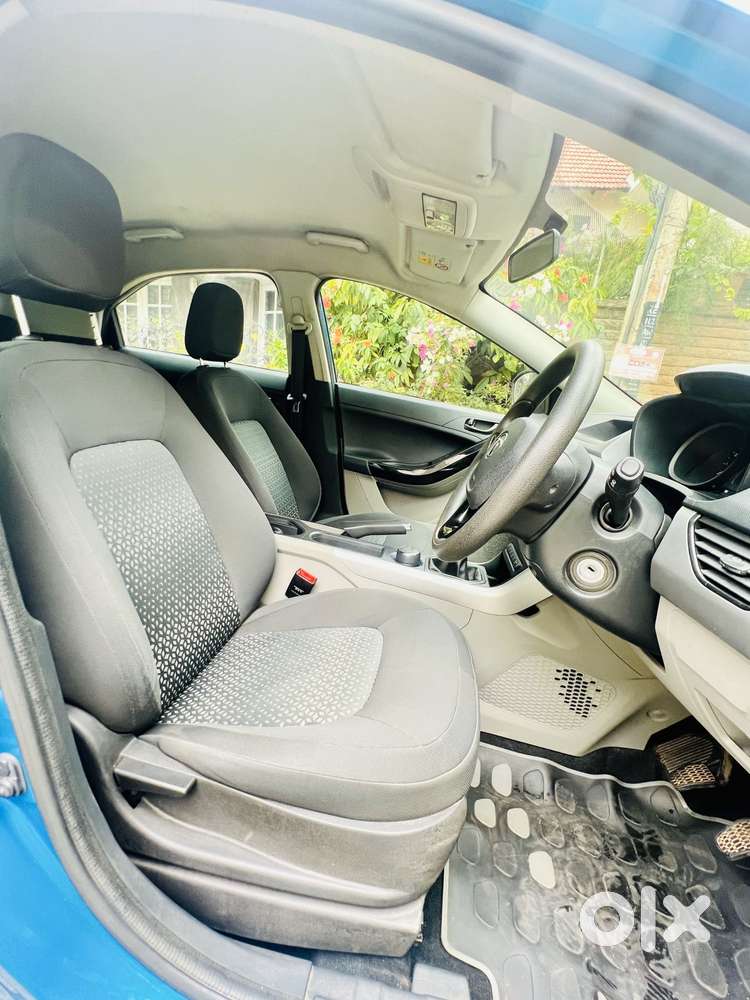 Tata Nexon 1.5 Revotorq Xm (s), 2017, Diesel