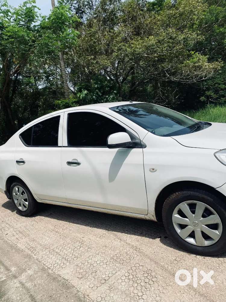 Nissan Sunny 2011 Petrol Manual 79500 Km