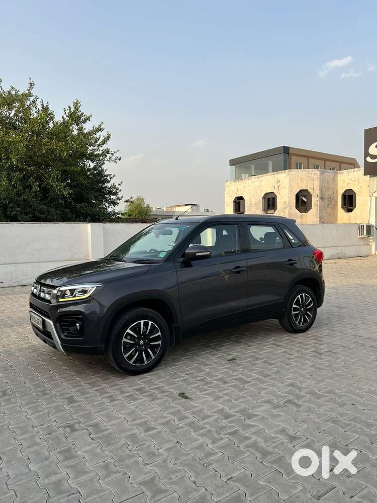 Maruti Suzuki Brezza 1.5 Zxi Plus At Smart Hybrid, 2021, Petrol