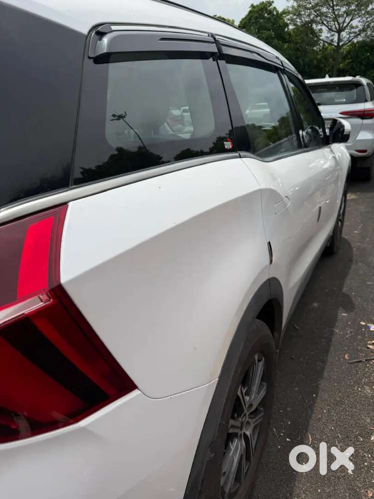 Mahindra Xuv700 Petrol 2025