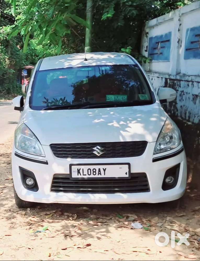 Maruti Suzuki Ertiga Vxi Abs 2012 Petrol 121000 Km Driven