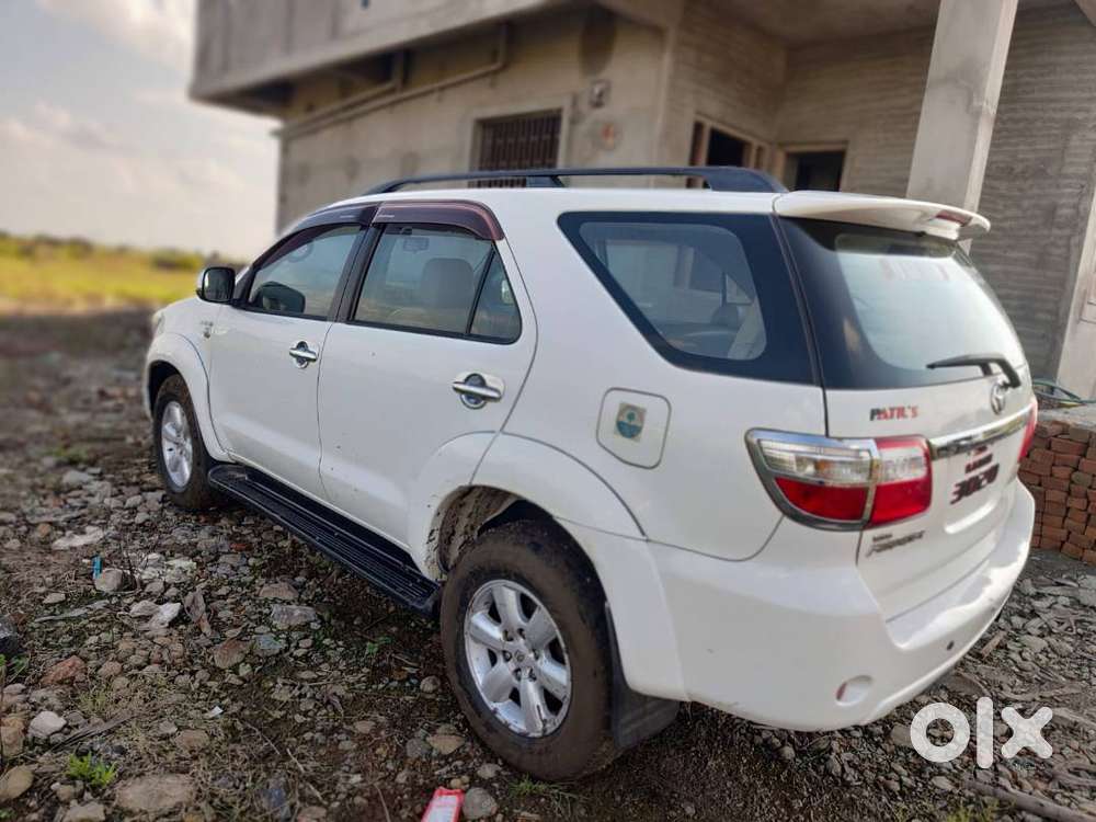 Toyota Fortuner 2011 Diesel Well Maintained