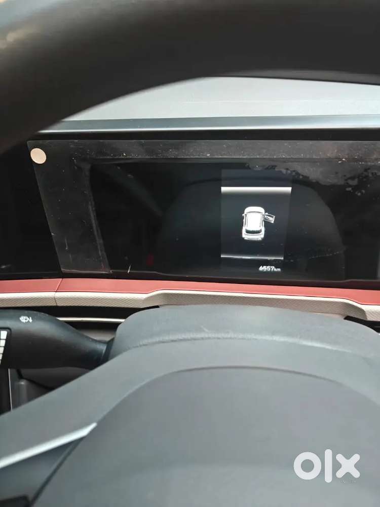 Hyundai Creta 2025 1.5 E Petrol 6600kms Driven