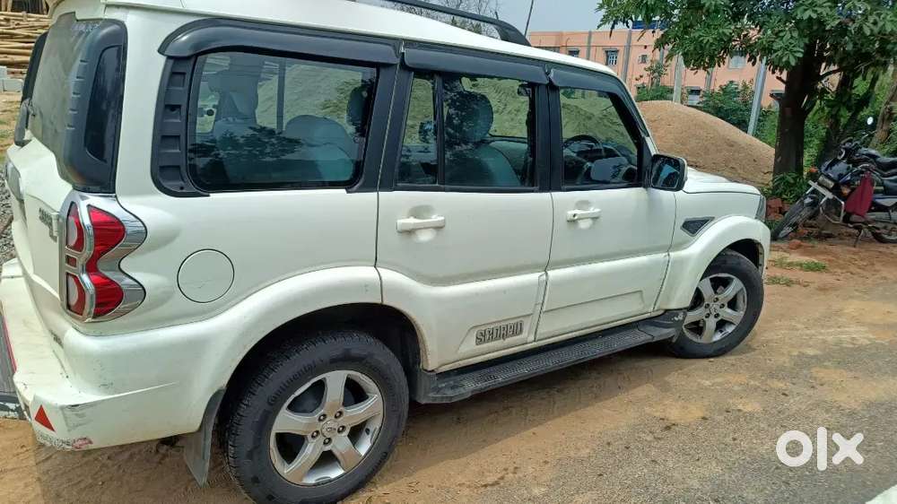 Mahindra Scorpio S11 2020 Top Model