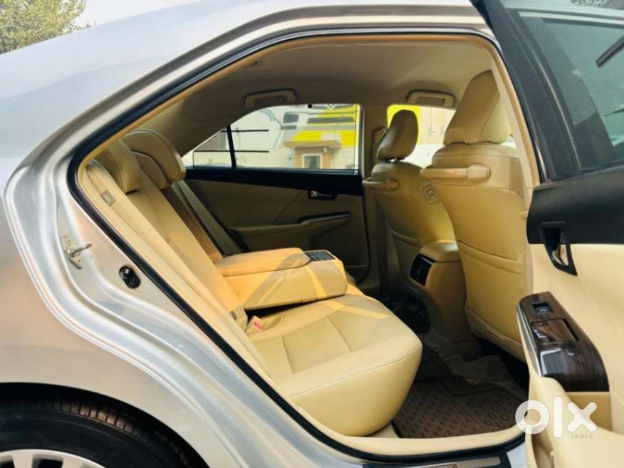 Toyota Camry [2015-2018] 2.5 L At, 2017, Petrol