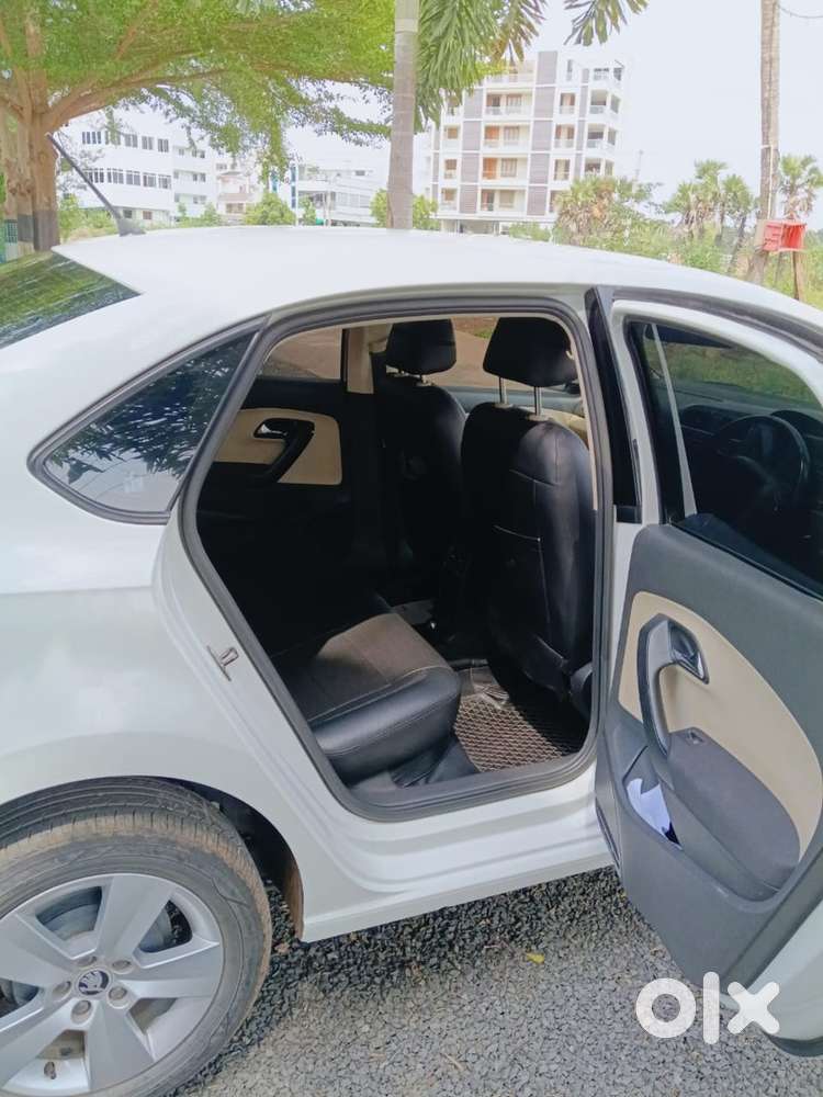Skoda Rapid Petrol 2019