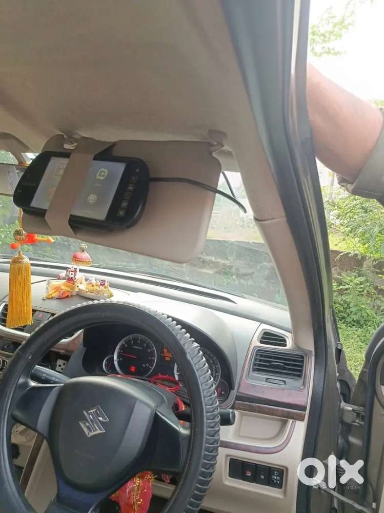Maruti Suzuki Swift Dezire Vxi (0)mt Petrol