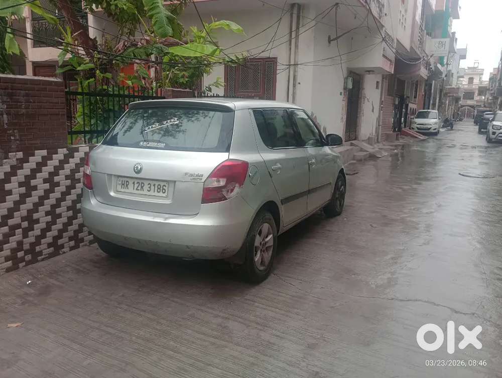 Skoda Fabia 2011 Petrol 120000 Km Driven