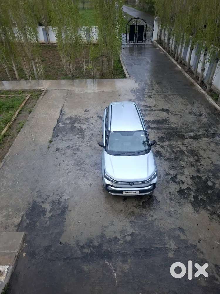 Maruti Suzuki Victoris Lxi 2026 Model