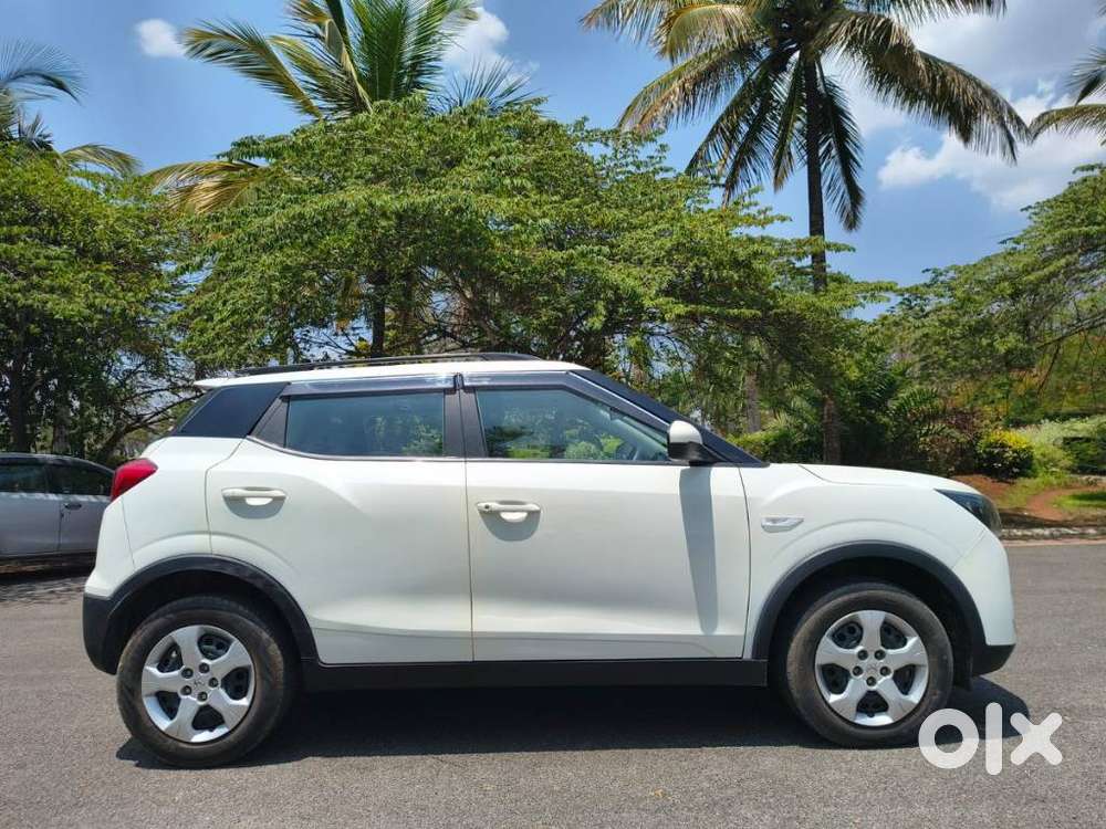 Mahindra Xuv300 W6, 2023, Petrol