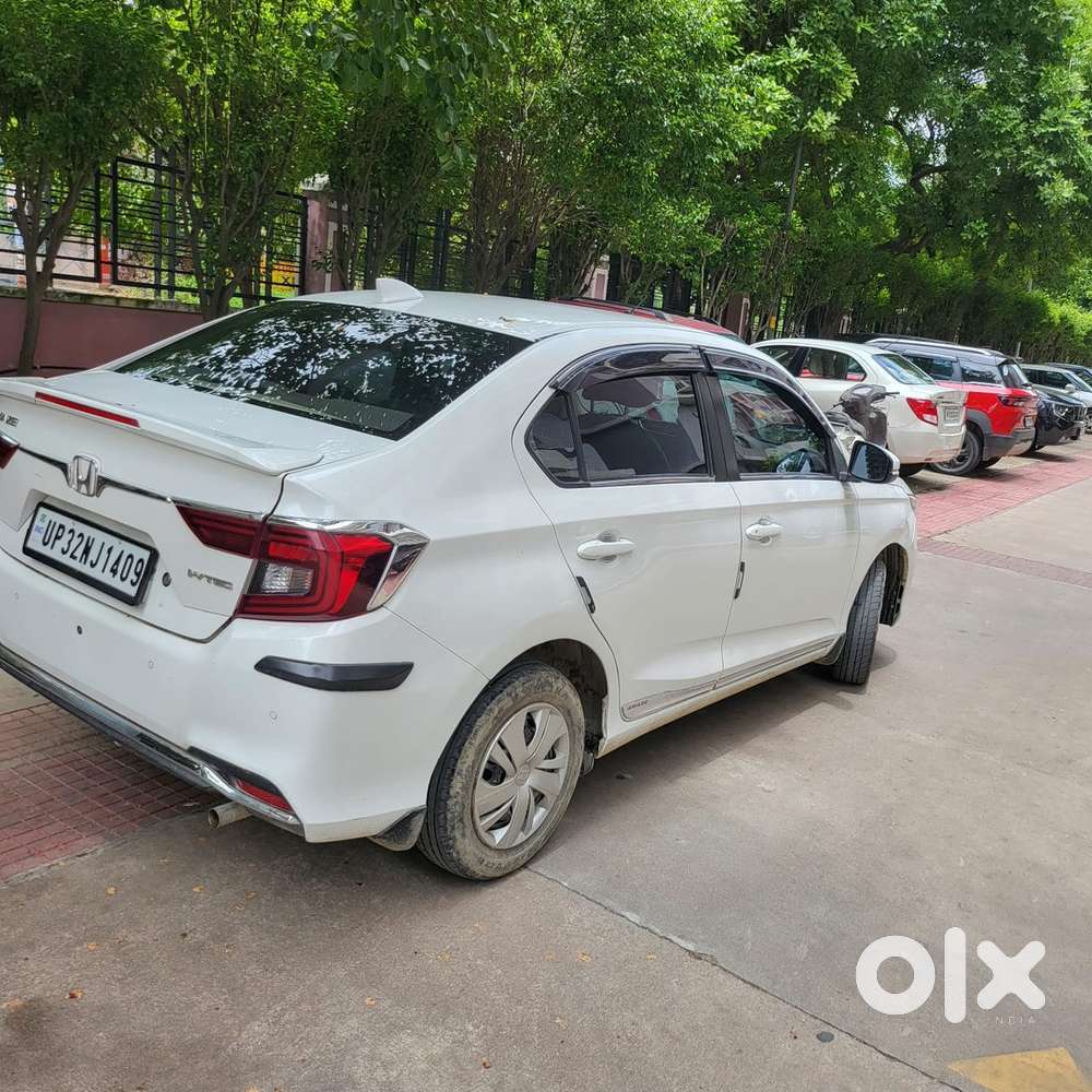 Honda Amaze Petrol Well Maintained