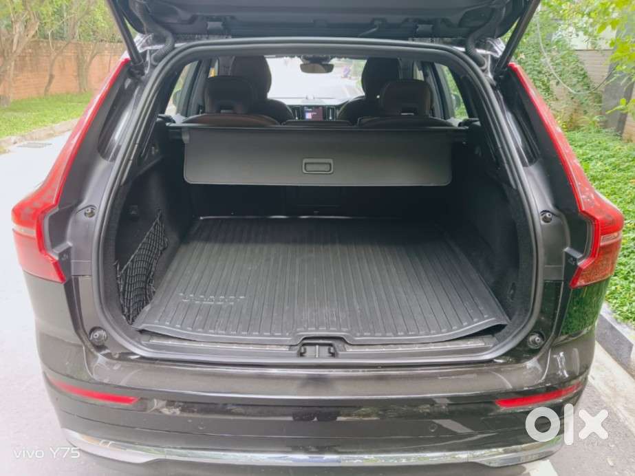 Volvo Xc60 D5 Inscription, 2022, Petrol