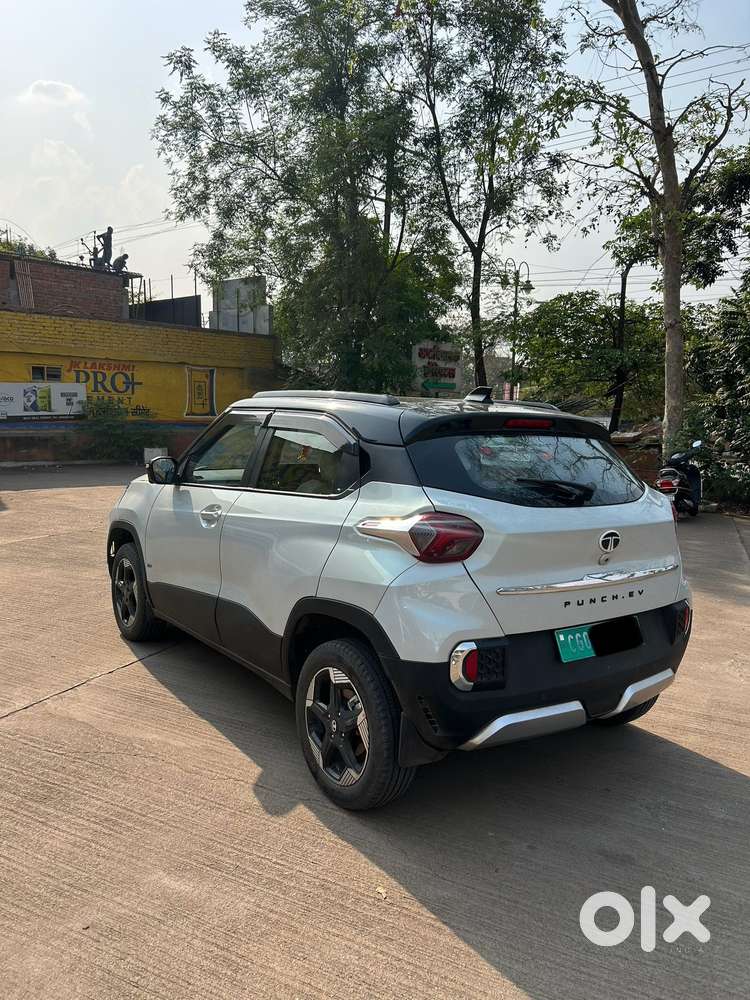 Tata Punch Ev Empowered S Lr, 2024, Electric