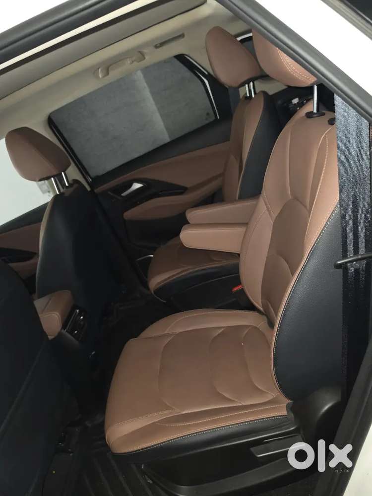 Mg Hector Plus 2023 Savvy Pro