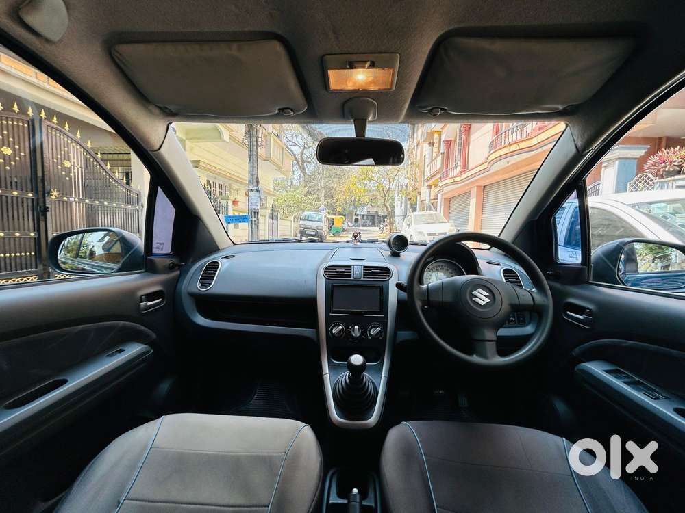 Maruti Suzuki Ritz Vxi, 2011, Petrol