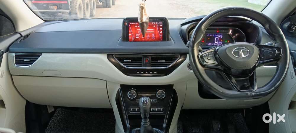 Tata Nexon 1.2 Revotron Xz Plus (s), 2022, Petrol