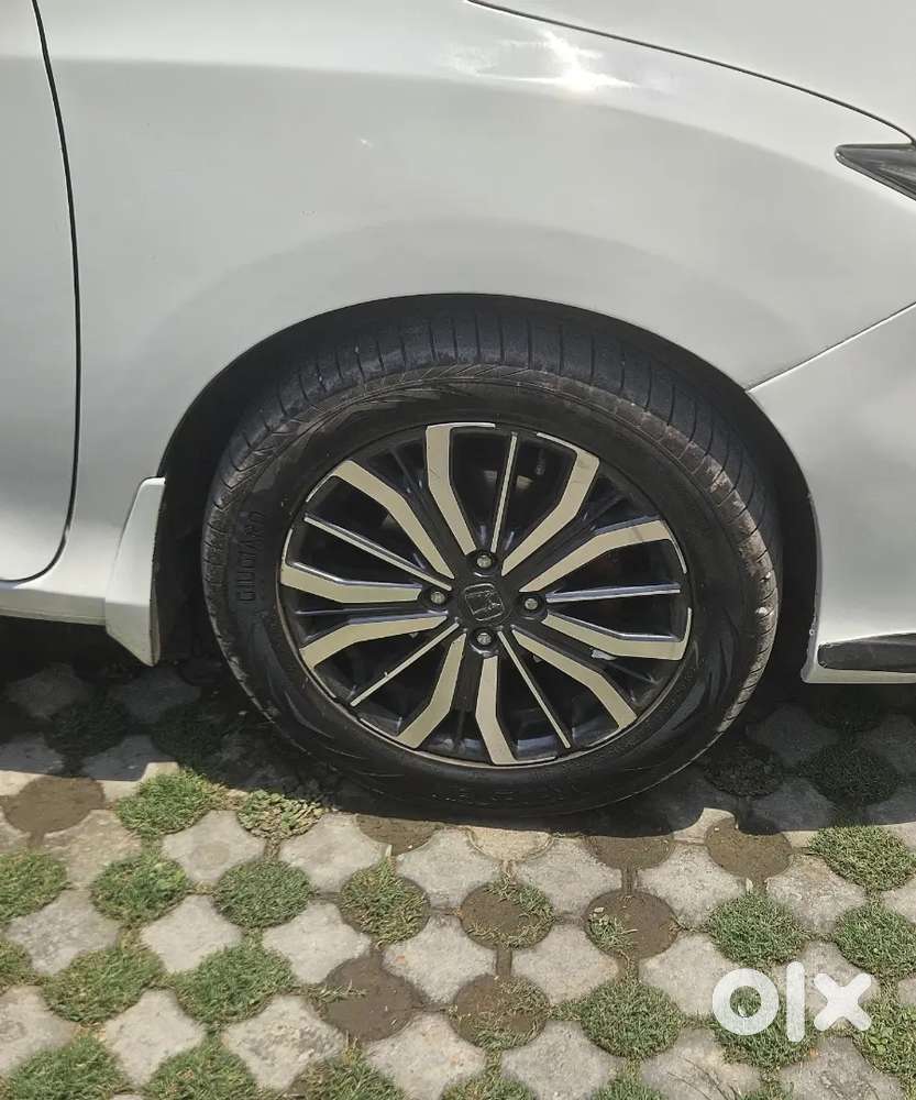 Honda City Zx Cvt  2017 Petrol Well Maintained