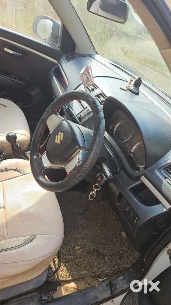 Maruti Suzuki Swift 2012 Diesel 94370 Km Driven