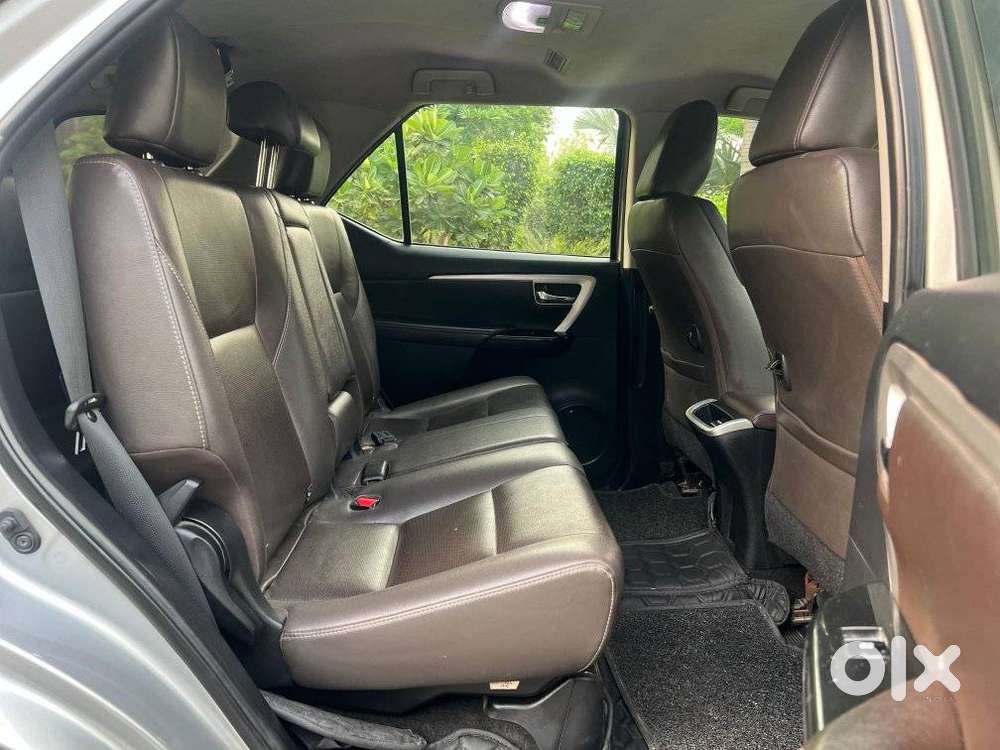 Toyota Fortuner 4x2 At 2.8 Diesel, 2020, Diesel