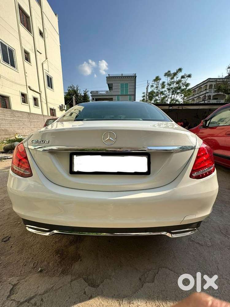 Mercedes-benz Diesel 2017 Registered