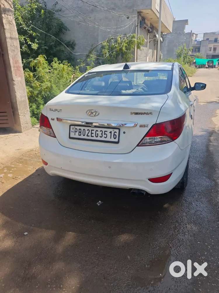 Hyundai Verna 2013