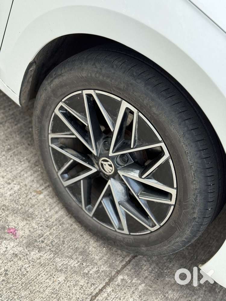 Skoda Octavia 2.0 L K Tsi At, 2021, Petrol