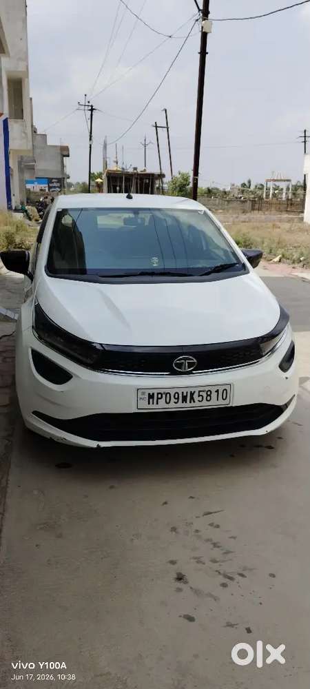 Tata Altroz 1.5 Xe 2021