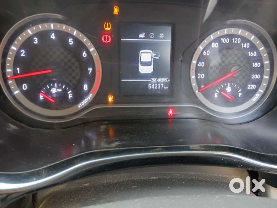 Hyundai Aura 1.2 Sx Cng, 2023, Petrol