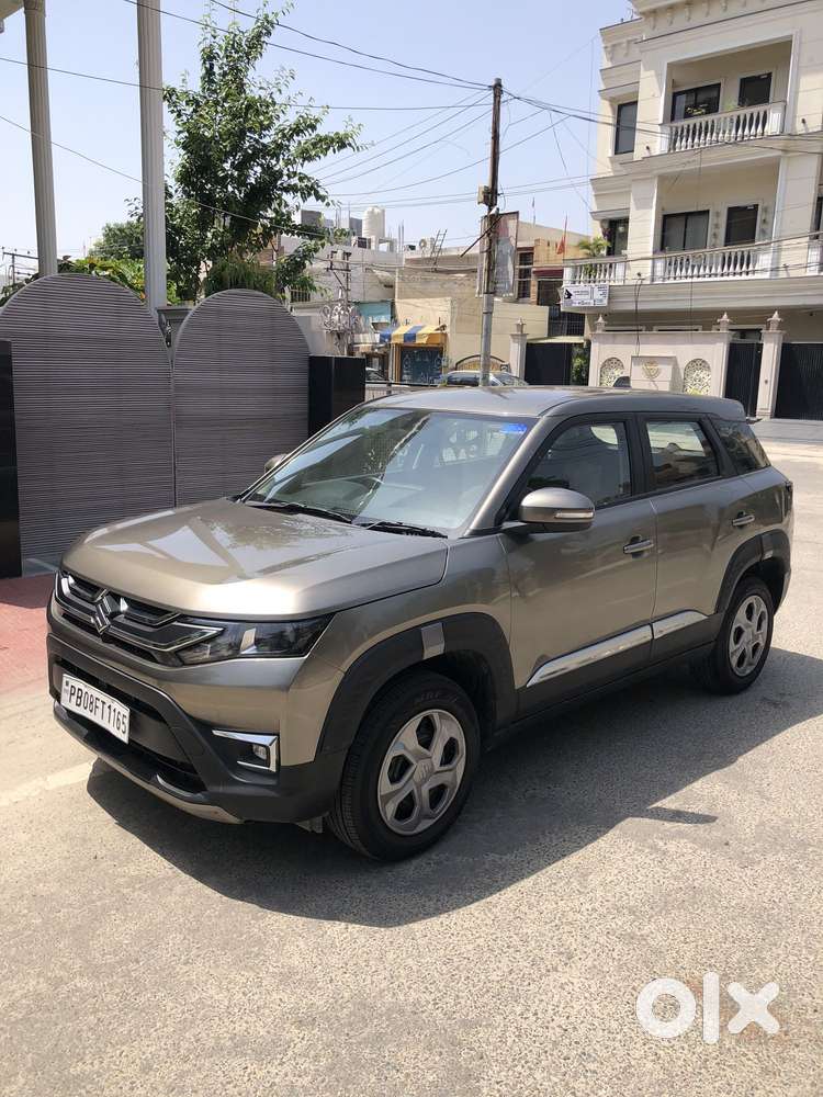 Maruti Suzuki Brezza 1.5 Lxi Smart Hybrid, 2025, Petrol