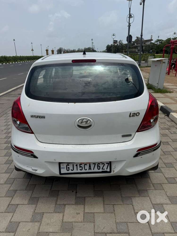 Hyundai I20 Magna Petrol 2012