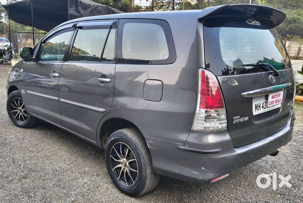 Toyota Innova 2.5 V 7 Str, 2011, Diesel