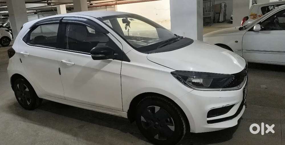 Tata Tiago Xt Petrol - For Sale - Excellent Condition