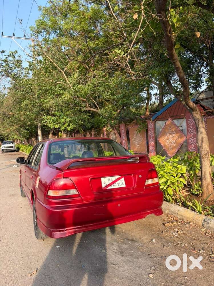 Reliable Honda 1999 Car