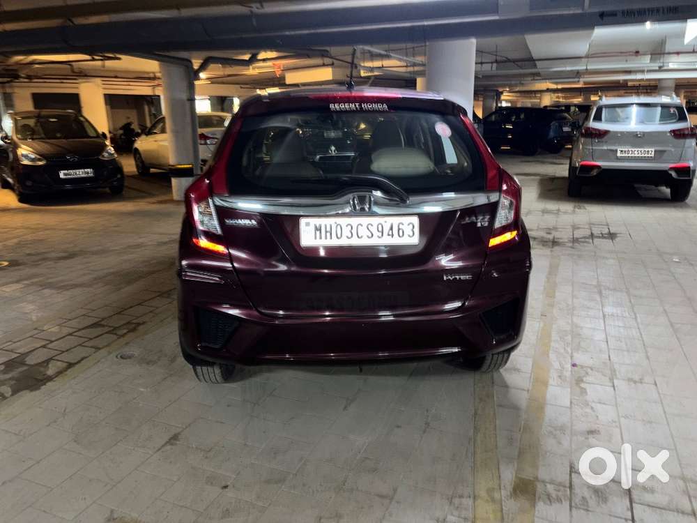 Ac, Power Windows, Music System, Abs, 2 Airbags.